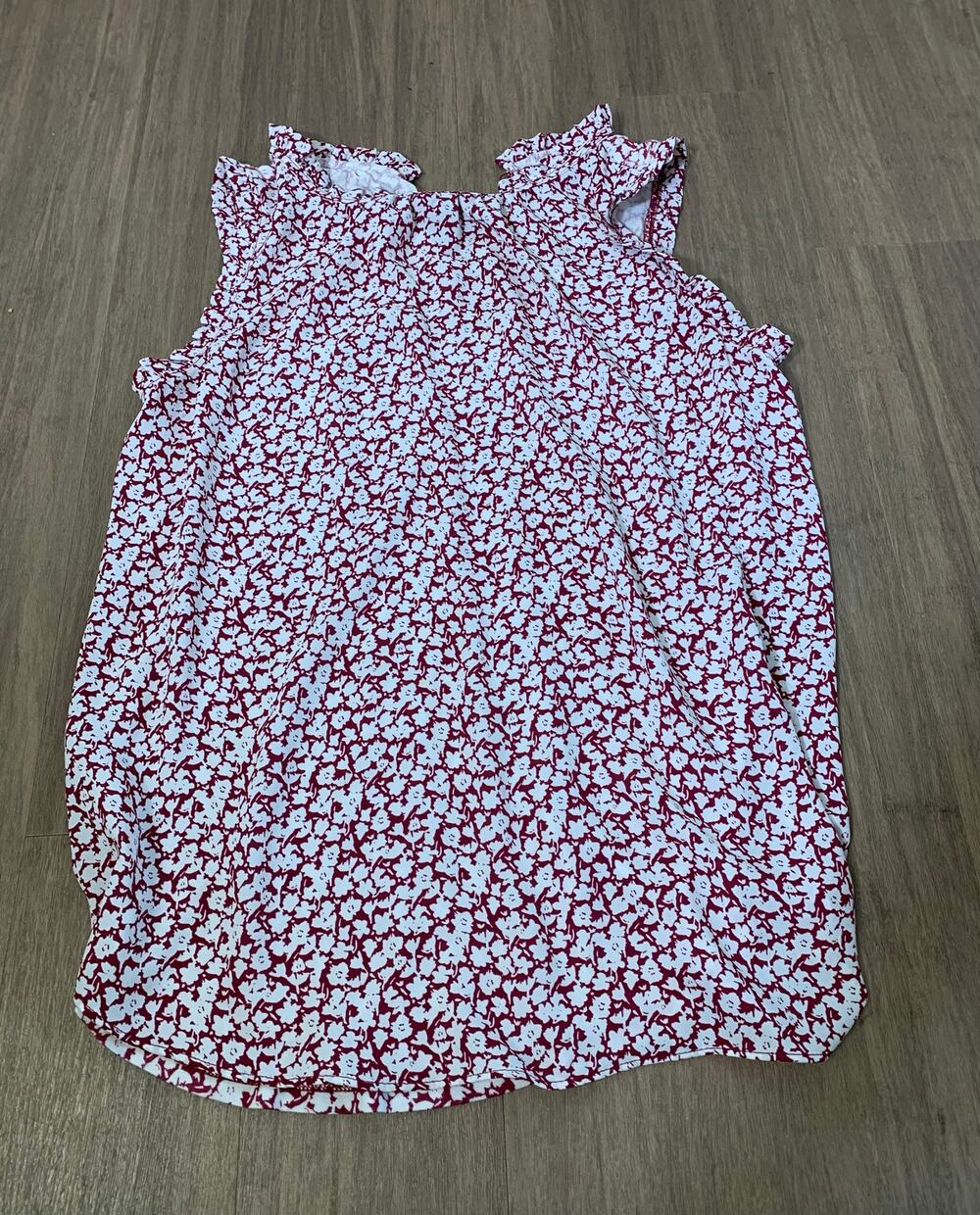 Bundle of 5 Size Small Tops Sz S